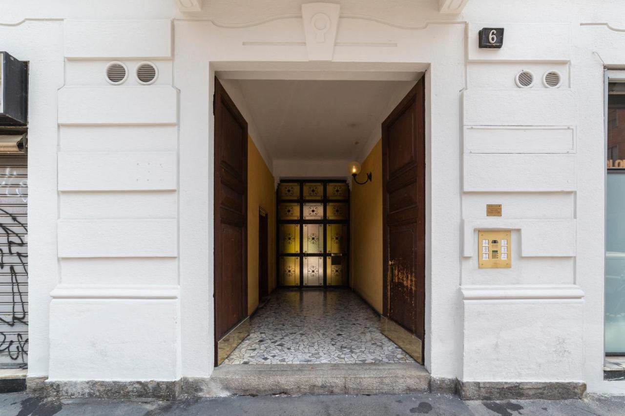Porta Genova Balcony Apartment Milan Bagian luar foto